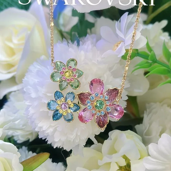 Swarovski crystal three-flower necklace - Picture 1 of 5